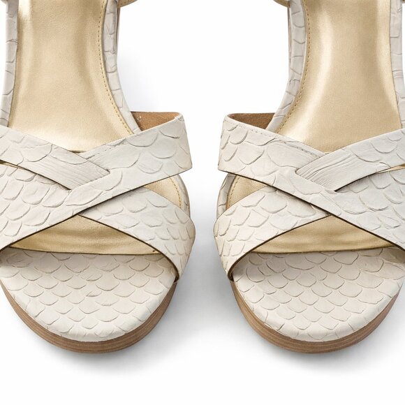 Shoes - Picture 4 of 4